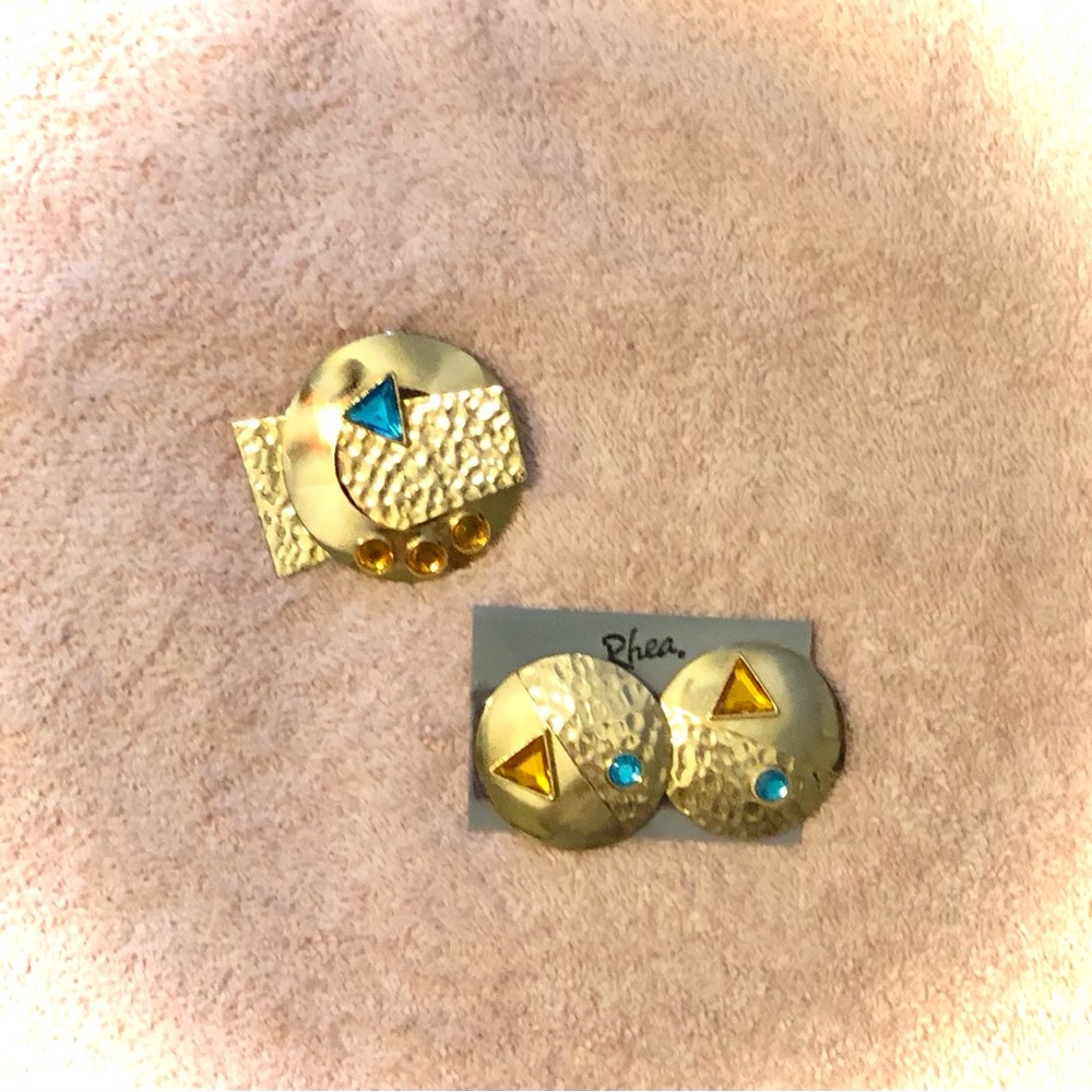 Vintage Rhea Gold tone with Orange & Teal Gems Brooch Pin with Matching Earrings